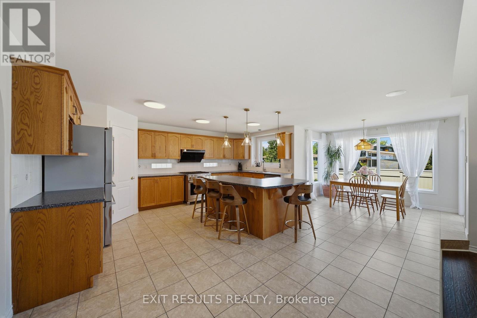 5b Kemp Drive, Ottawa, Ontario  K1T 3W9 - Photo 12 - X13472400