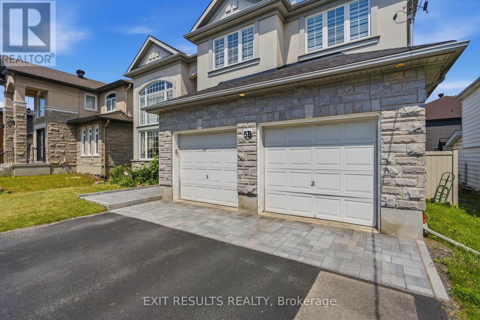 5b Kemp Drive, Ottawa, Ontario  K1T 3W9 - Photo 2 - X13472400