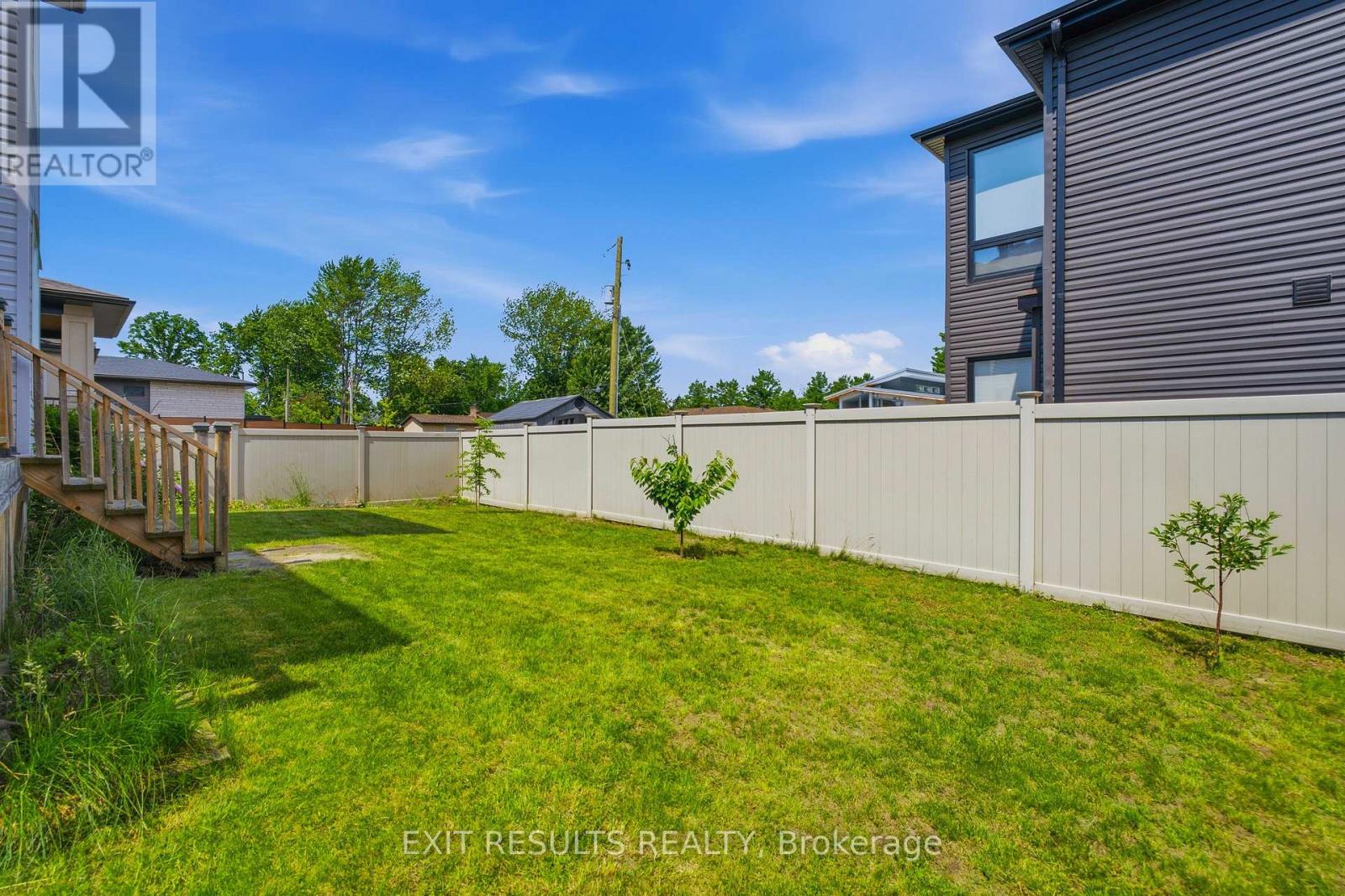 5b Kemp Drive, Ottawa, Ontario  K1T 3W9 - Photo 44 - X13472400