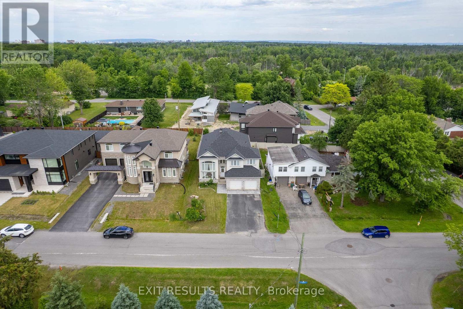 5b Kemp Drive, Ottawa, Ontario  K1T 3W9 - Photo 47 - X13472400