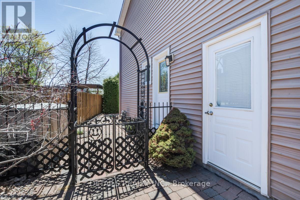 4388 Whittaker Crescent, Ottawa, Ontario  K1B 4P2 - Photo 4 - X13472562
