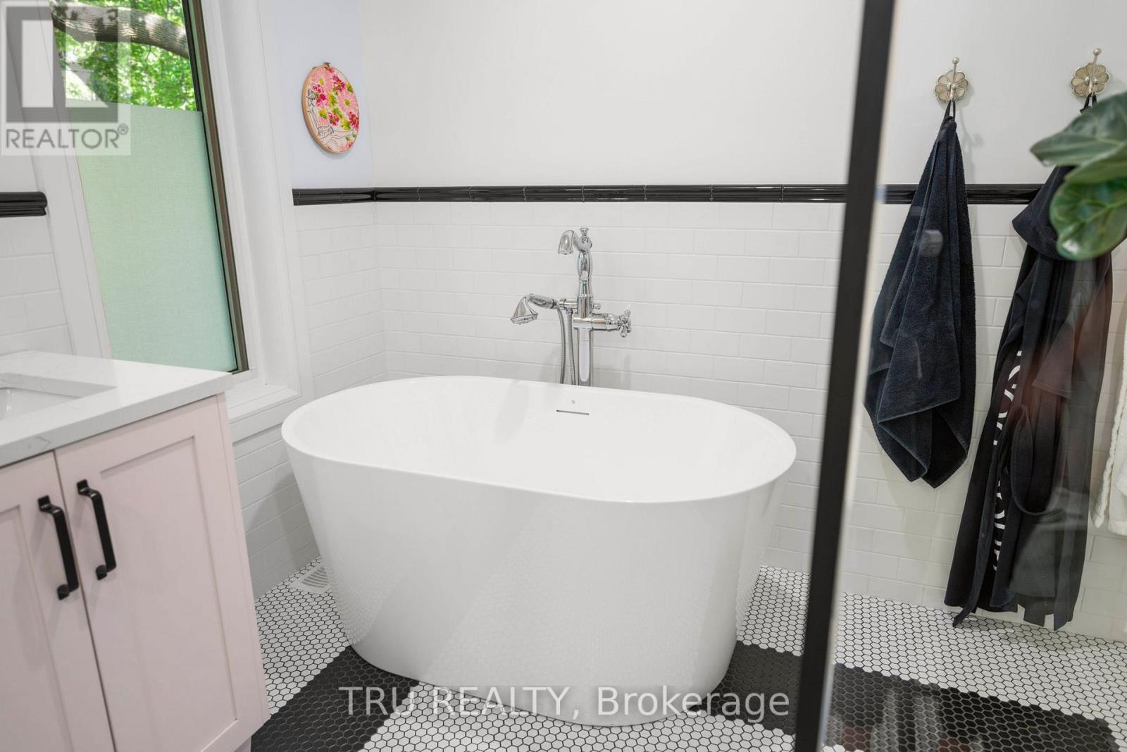 64 Stevenson Avenue, Ottawa, Ontario  K1Z 6N1 - Photo 28 - X13472622