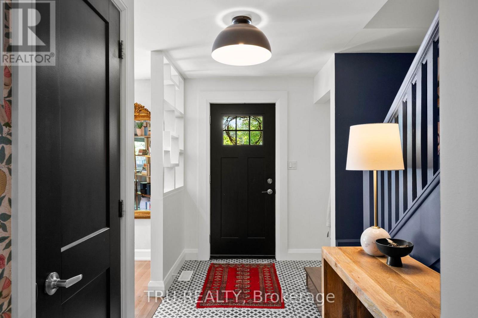 64 Stevenson Avenue, Ottawa, Ontario  K1Z 6N1 - Photo 3 - X13472622
