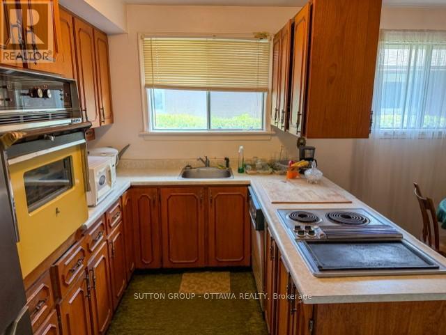 767 Claude Street, Ottawa, Ontario  K1K 2S1 - Photo 5 - X13472660