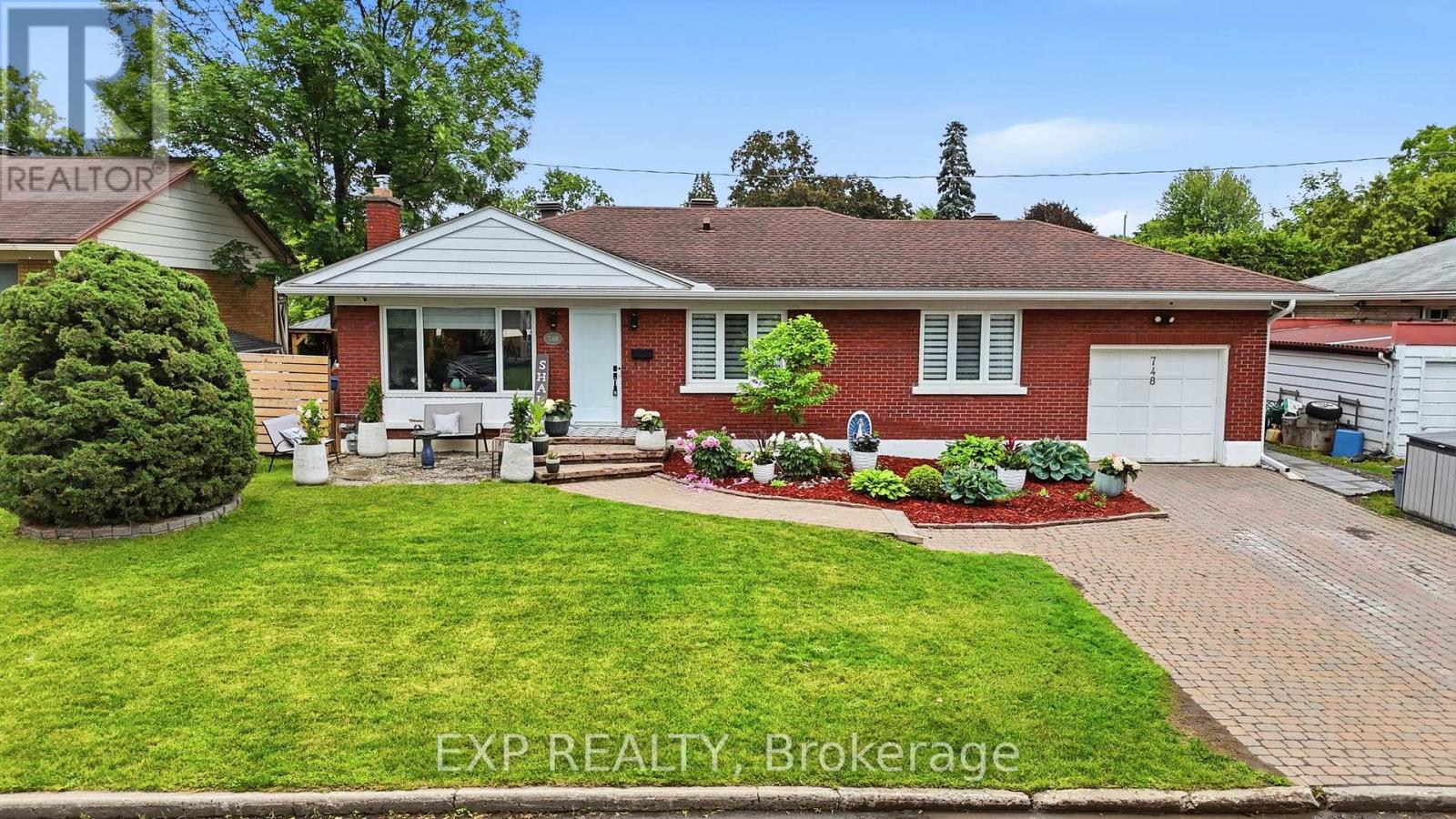748 WESTON DRIVE, Ottawa, Ontario