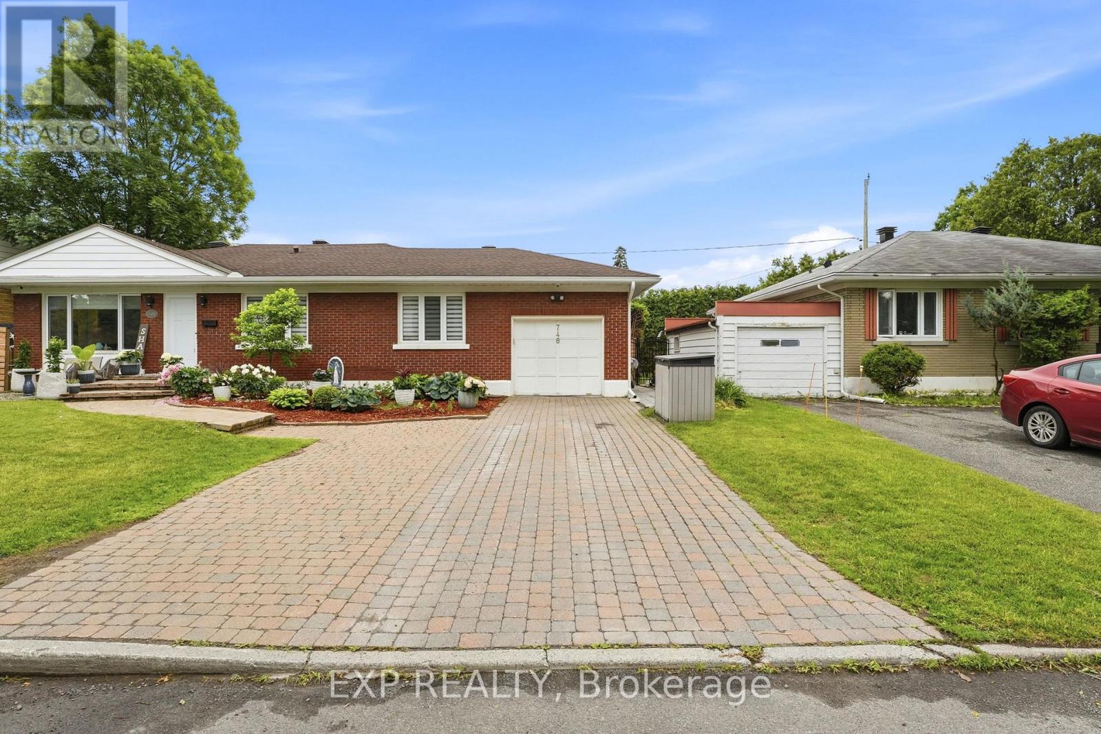 748 Weston Drive, Ottawa, Ontario  K1G 1W2 - Photo 4 - X13473330