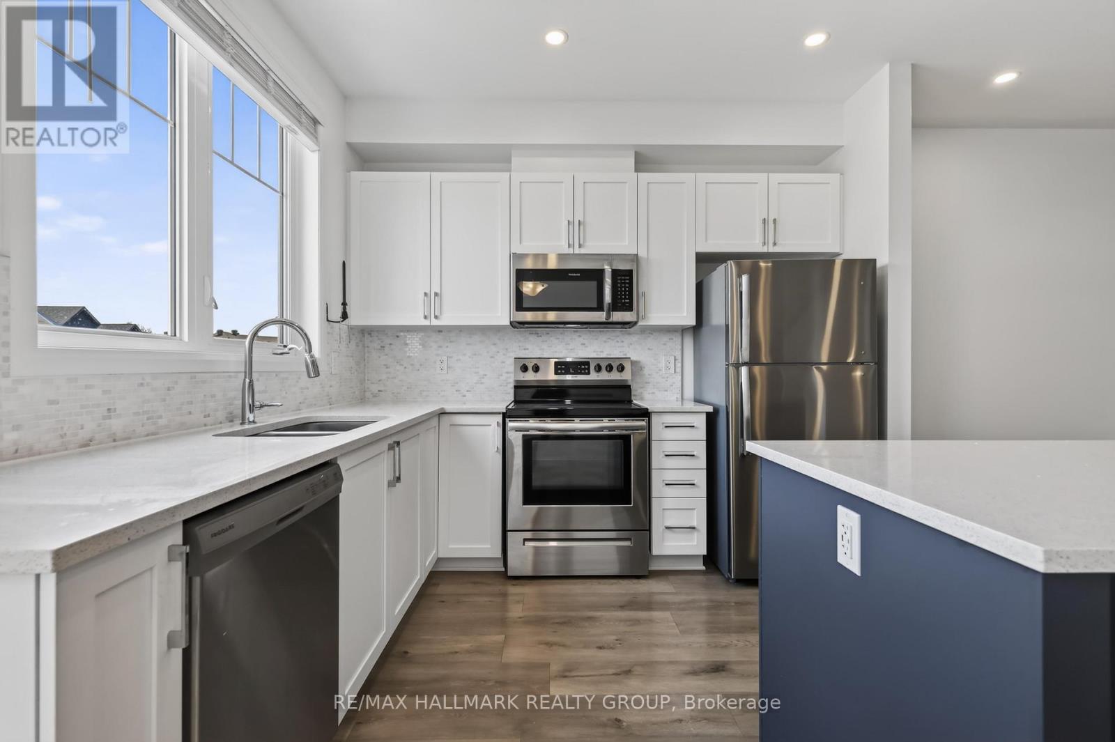 312 Shepperton Street, Ottawa, Ontario  K4A 5K9 - Photo 4 - X13473574