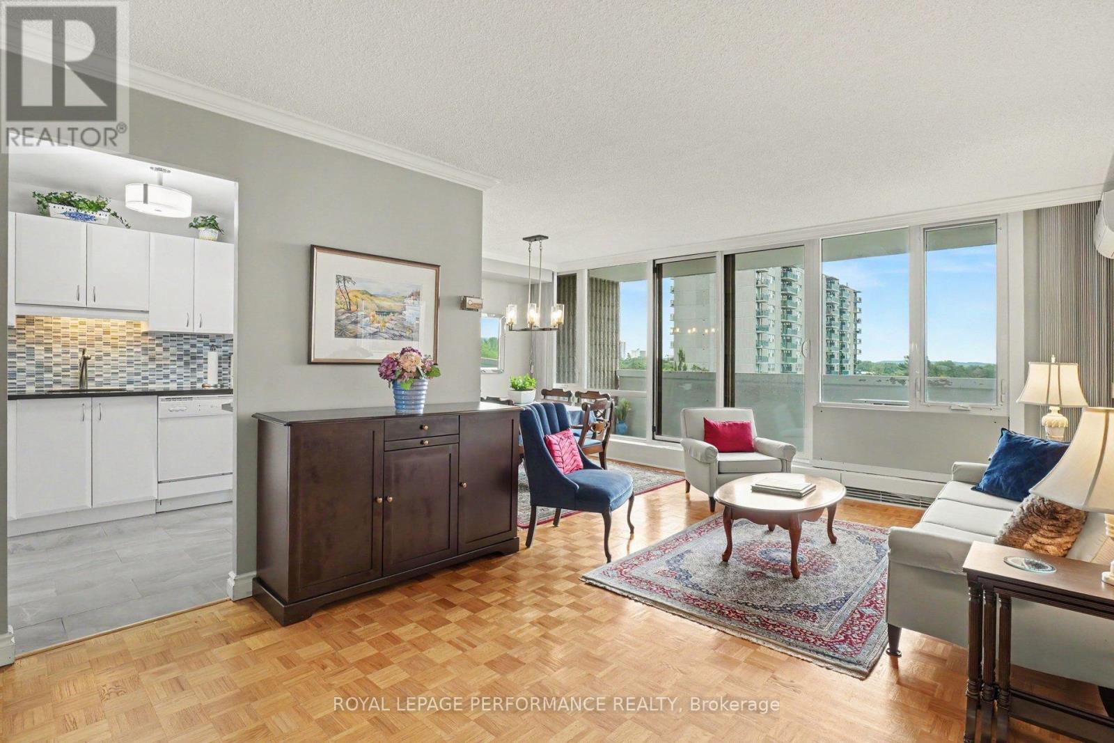 708 - 2625 Regina Street, Ottawa, Ontario  K2B 5W8 - Photo 2 - X13473642