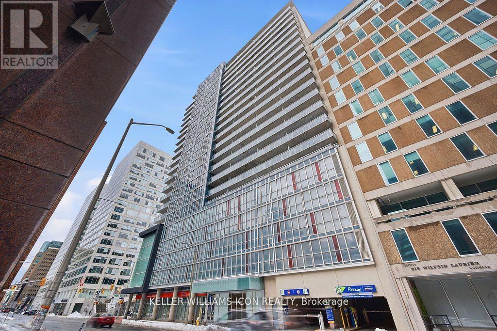 1301 - 324 Laurier Avenue W, Ottawa, Ontario  K1P 0A4 - Photo 3 - X13473706