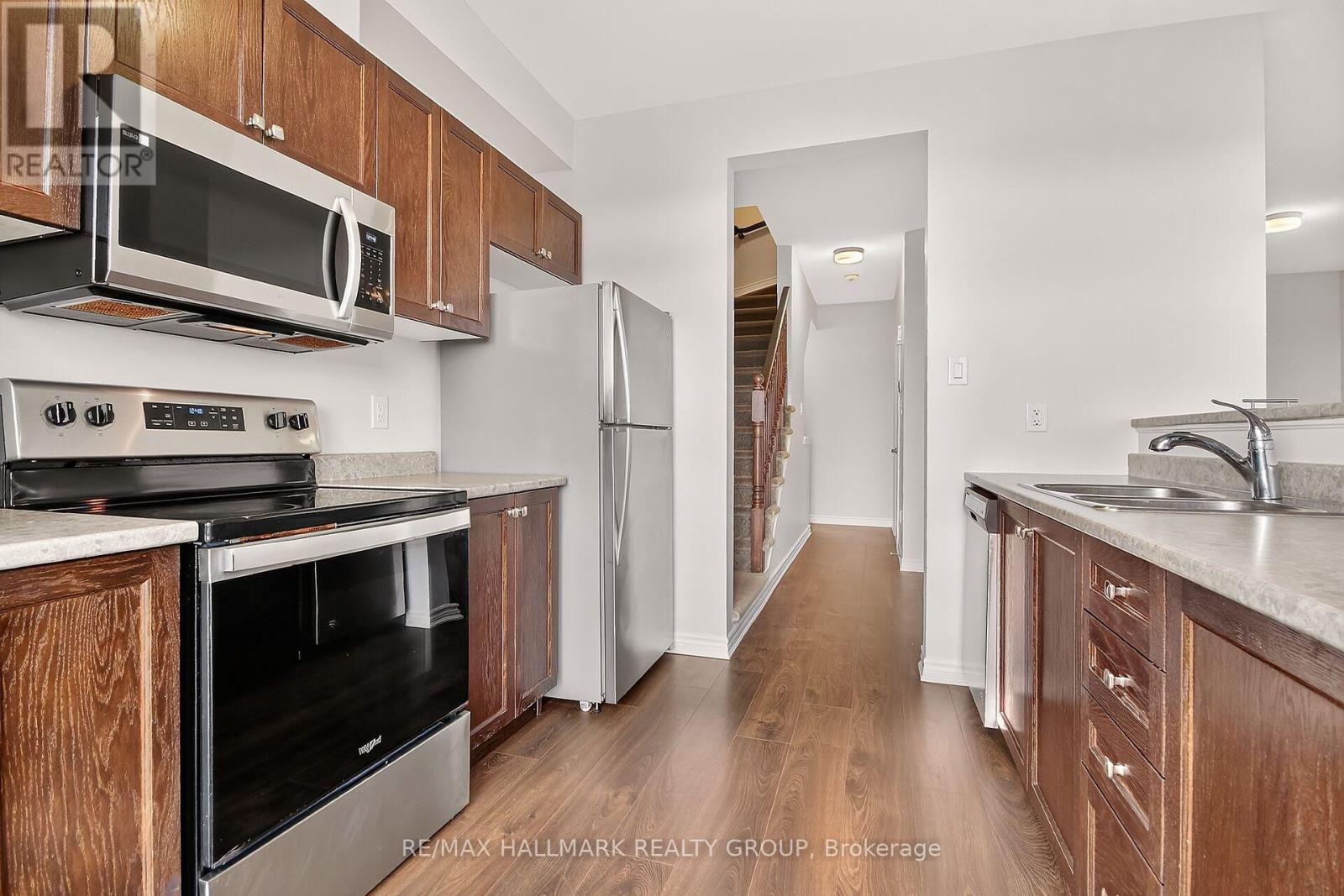 235 Hibernian Walk, Ottawa, Ontario  K2V 0R6 - Photo 10 - X13473998