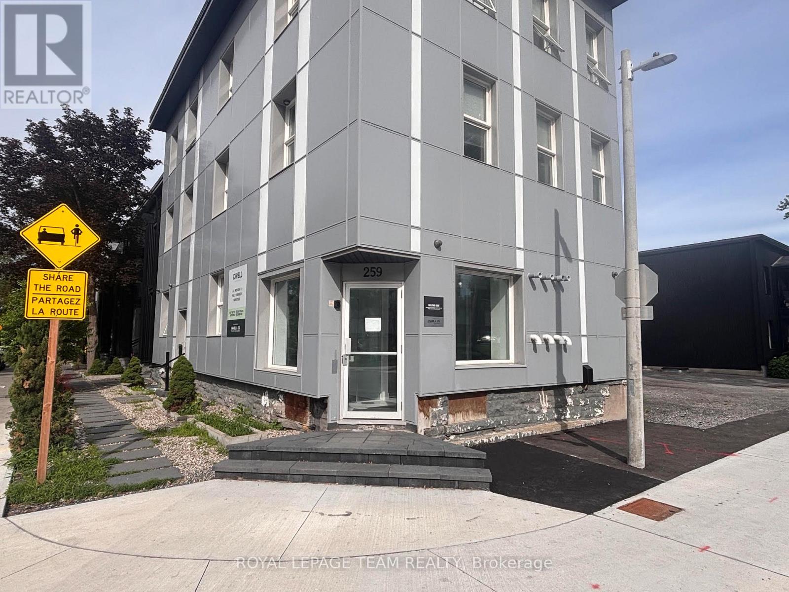 259 York Street, Ottawa, Ontario  K1N 5T9 - Photo 1 - X13474140