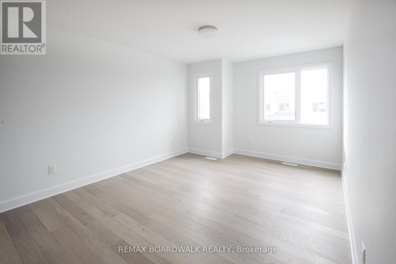 592 Roundhouse Crescent, Ottawa, Ontario  K2S 1K4 - Photo 22 - X13474228
