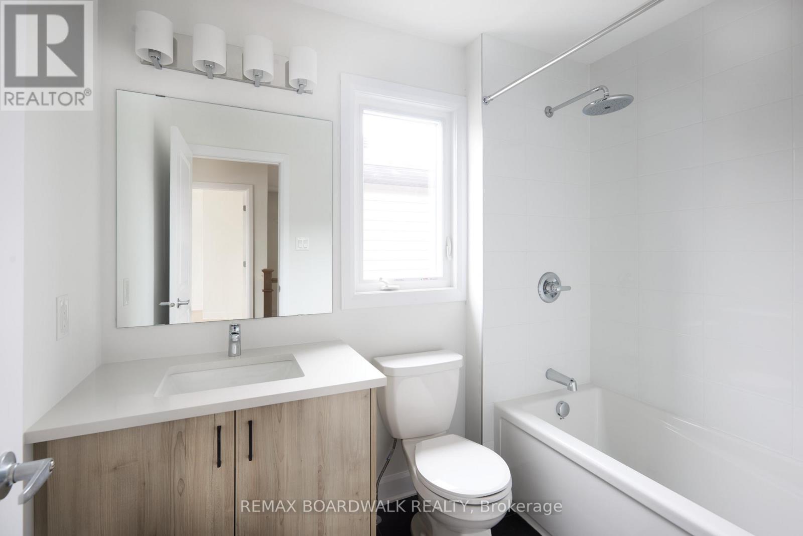 592 Roundhouse Crescent, Ottawa, Ontario  K2S 1K4 - Photo 24 - X13474228