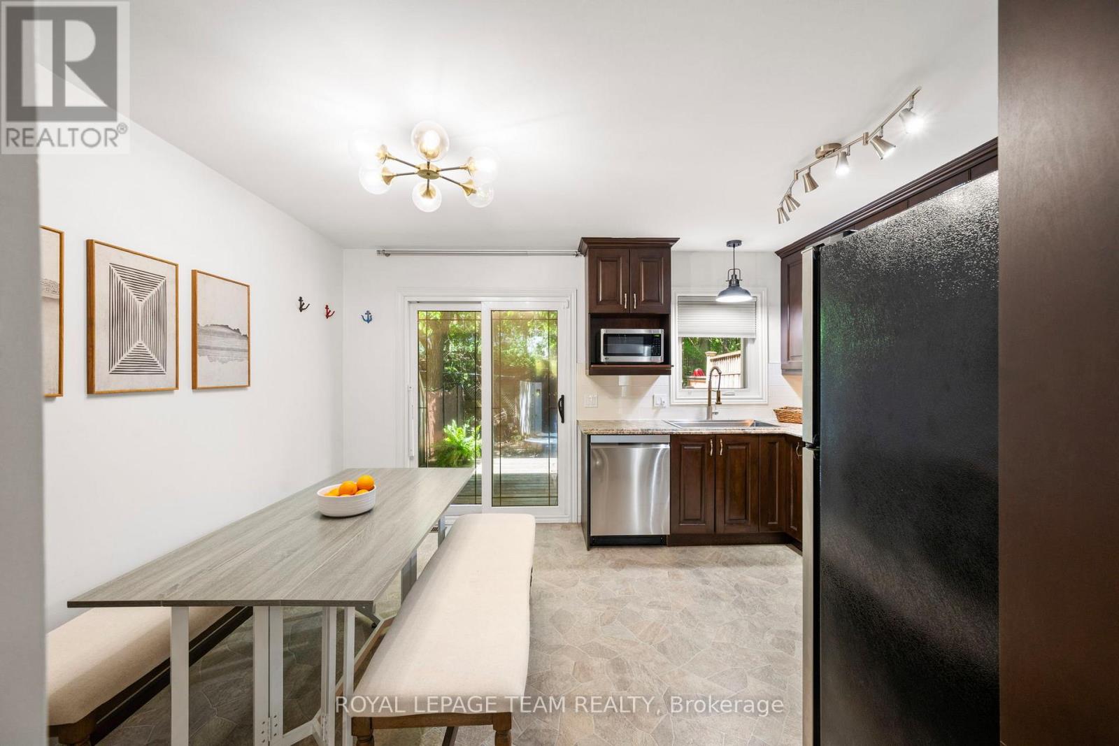 212 Provender Avenue, Ottawa, Ontario  K1K 4N7 - Photo 10 - X13475254