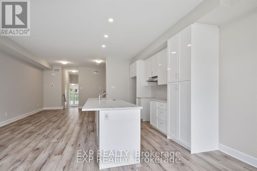 214 Hooper Street, Carleton Place, Ontario  K7C 0C4 - Photo 3 - X13475398