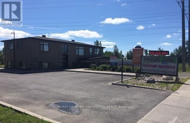 2179 Mer Bleue Road, Ottawa, Ontario  K4A 3T9 - Photo 2 - X13475432