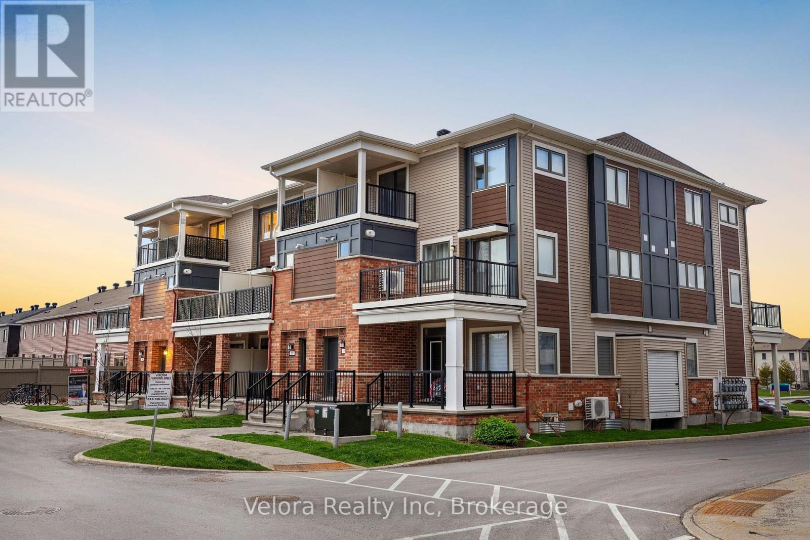 78 Lyrid Private, Ottawa, Ontario  K2J 6N3 - Photo 1 - X13475448