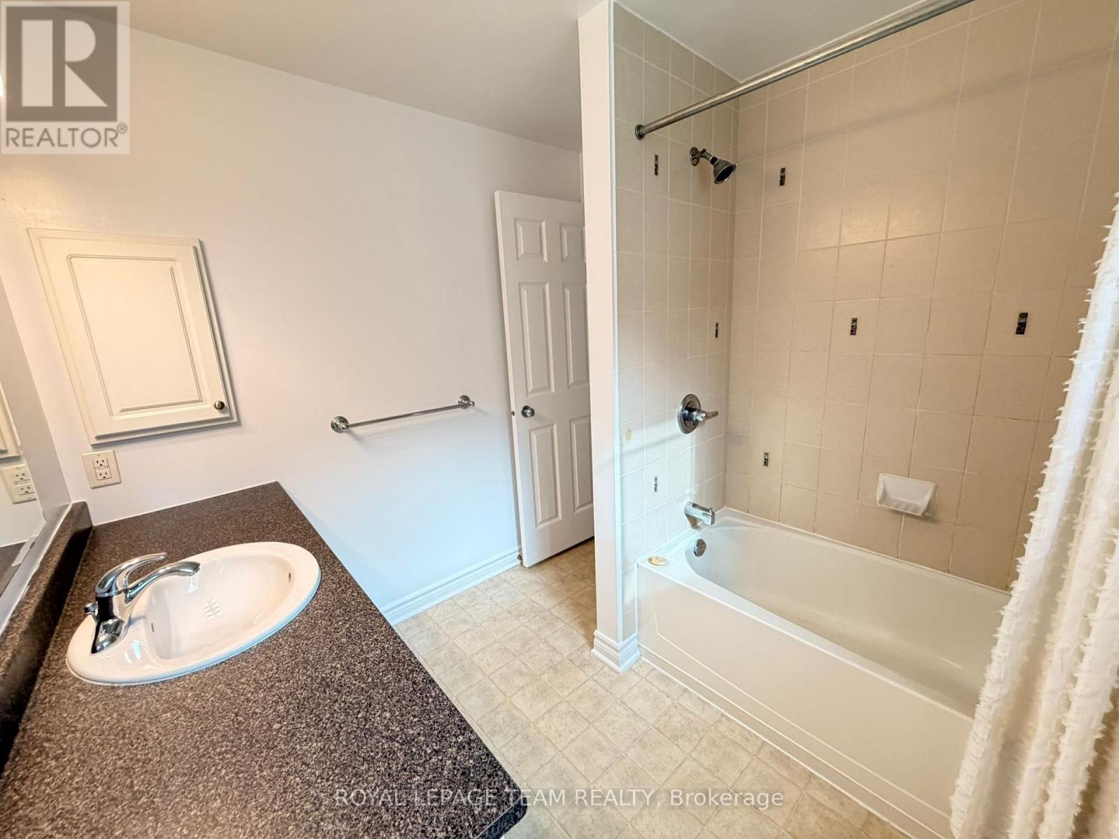 2 - 236 Paseo Private, Ottawa, Ontario  K2G 4N7 - Photo 25 - X13475488