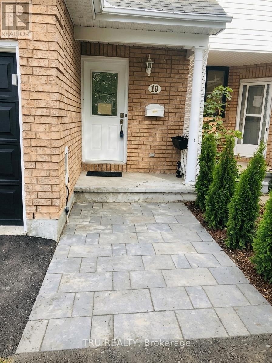 19 Mountshannon Drive, Ottawa, Ontario  K2J 4B8 - Photo 2 - X13475574