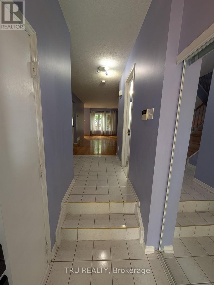 19 Mountshannon Drive, Ottawa, Ontario  K2J 4B8 - Photo 4 - X13475574