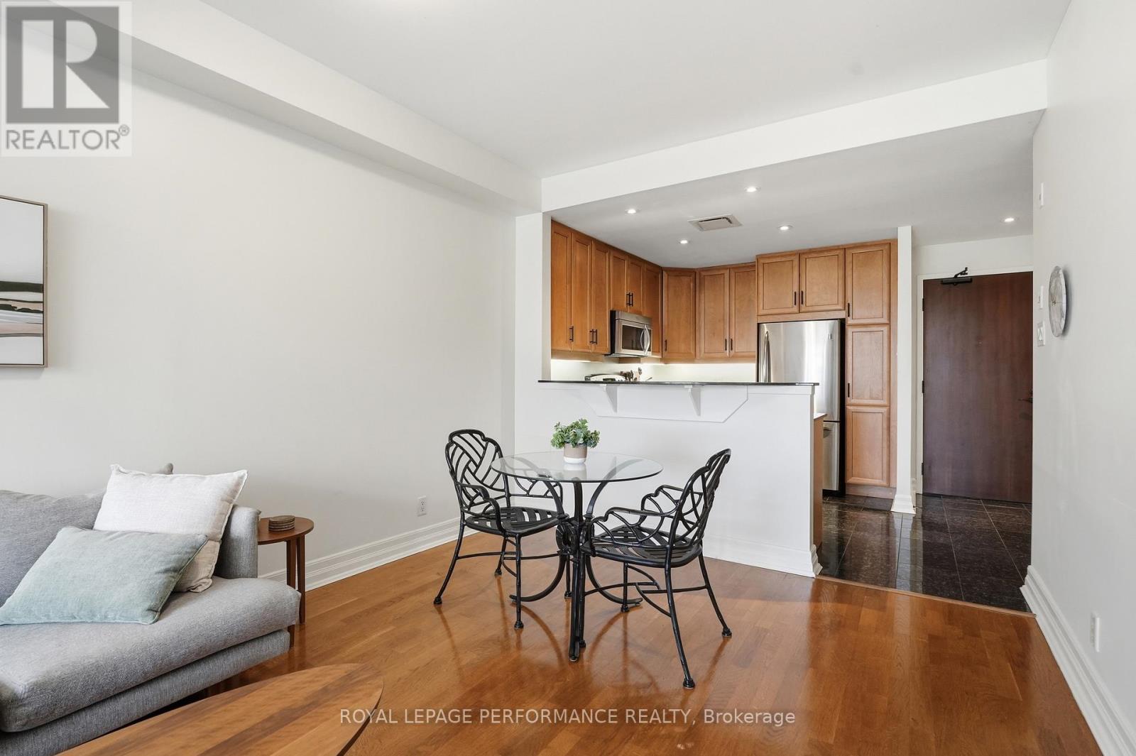312 - 320 Mcleod Street, Ottawa, Ontario  K2P 1A3 - Photo 10 - X13475584