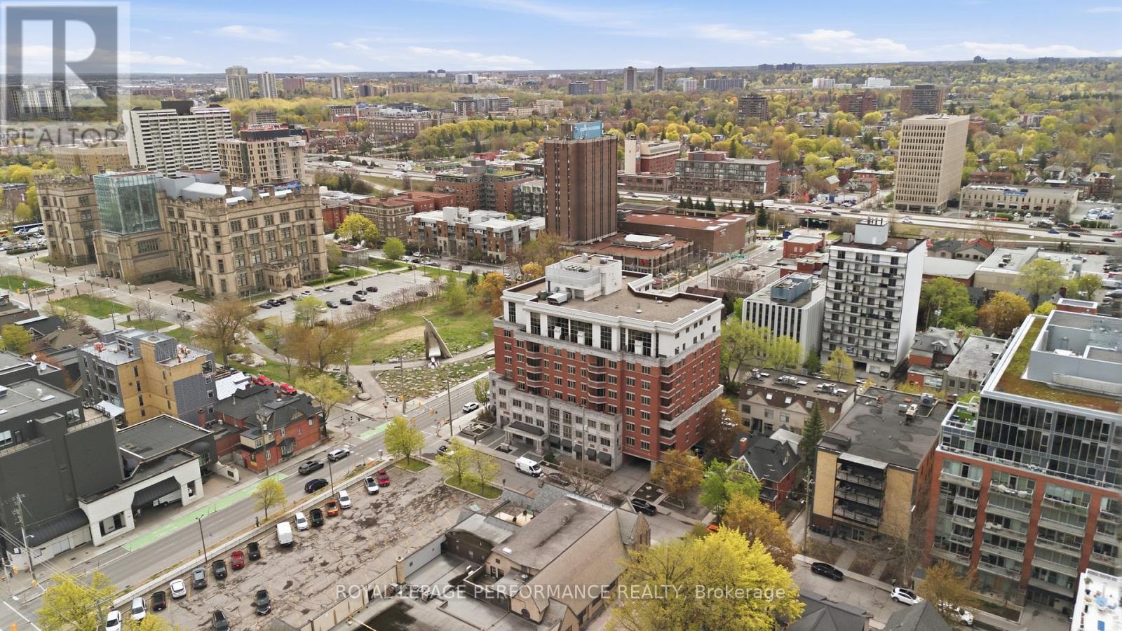 312 - 320 Mcleod Street, Ottawa, Ontario  K2P 1A3 - Photo 2 - X13475584