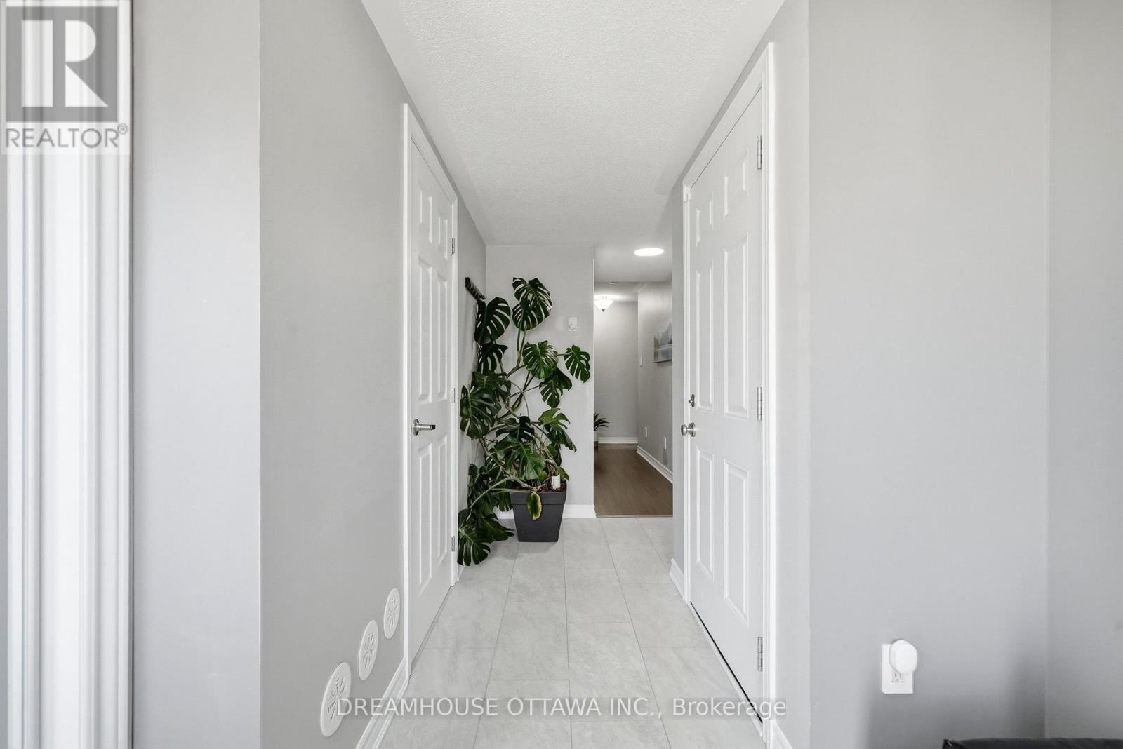 124 Pennant Avenue, Ottawa, Ontario  K2J 5W6 - Photo 4 - X13475594