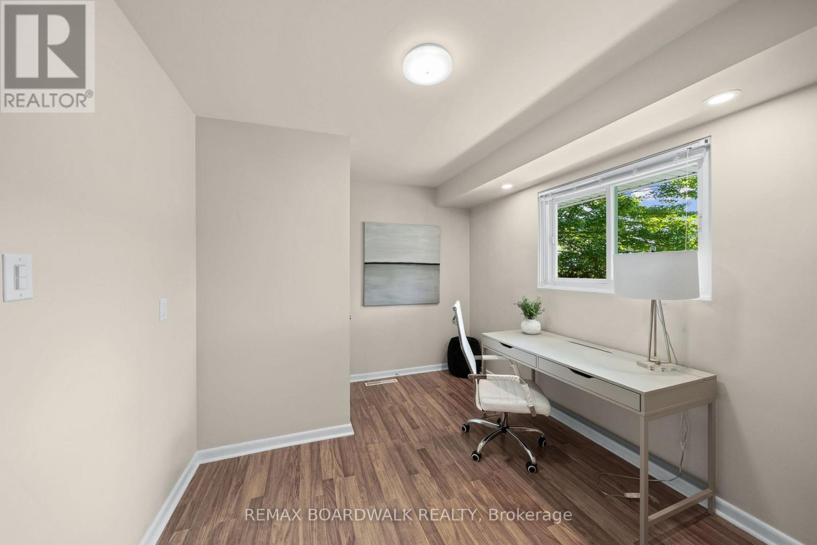 1311 Adirondack Drive, Ottawa, Ontario  K2C 2V7 - Photo 10 - X13475638