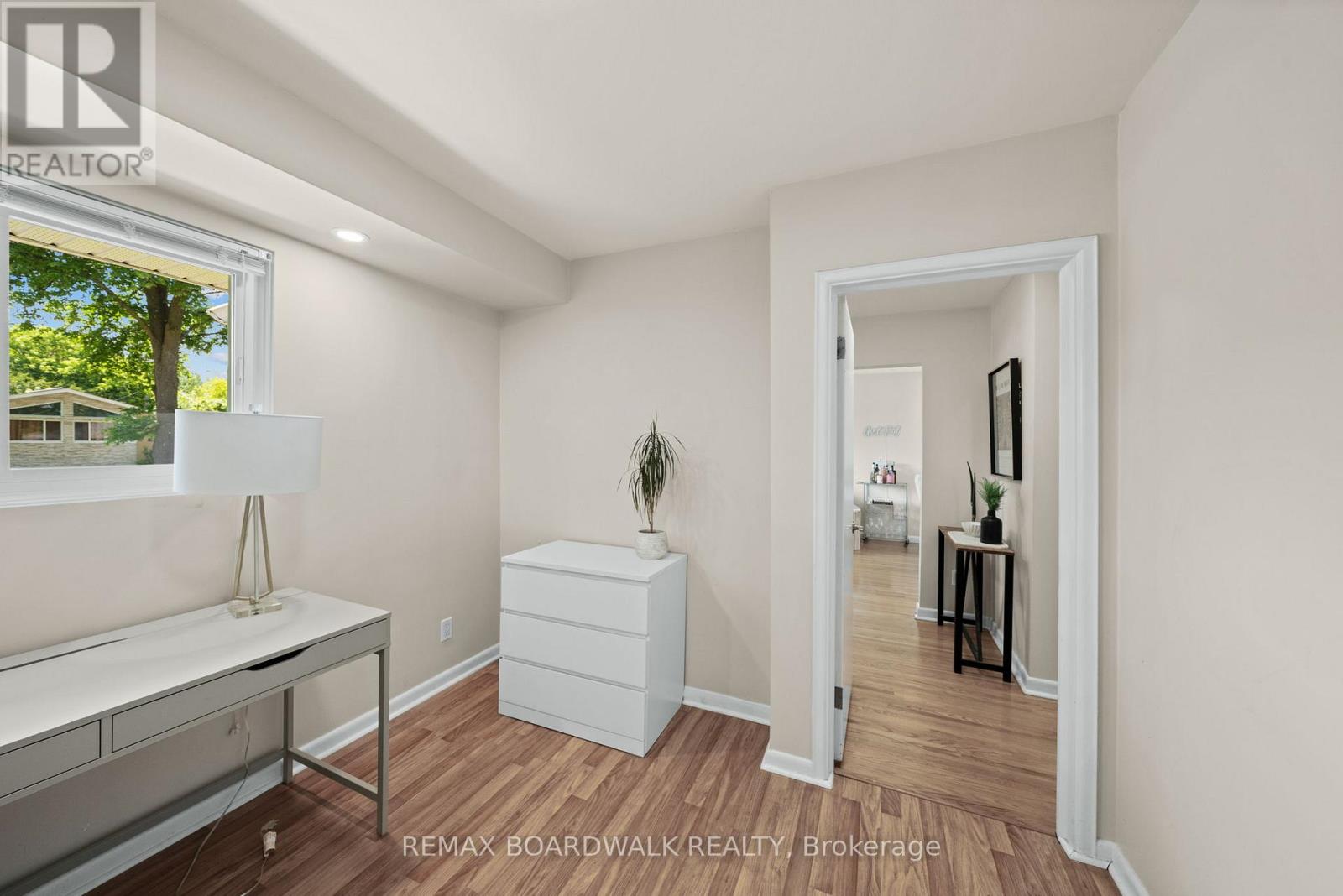 1311 Adirondack Drive, Ottawa, Ontario  K2C 2V7 - Photo 11 - X13475638
