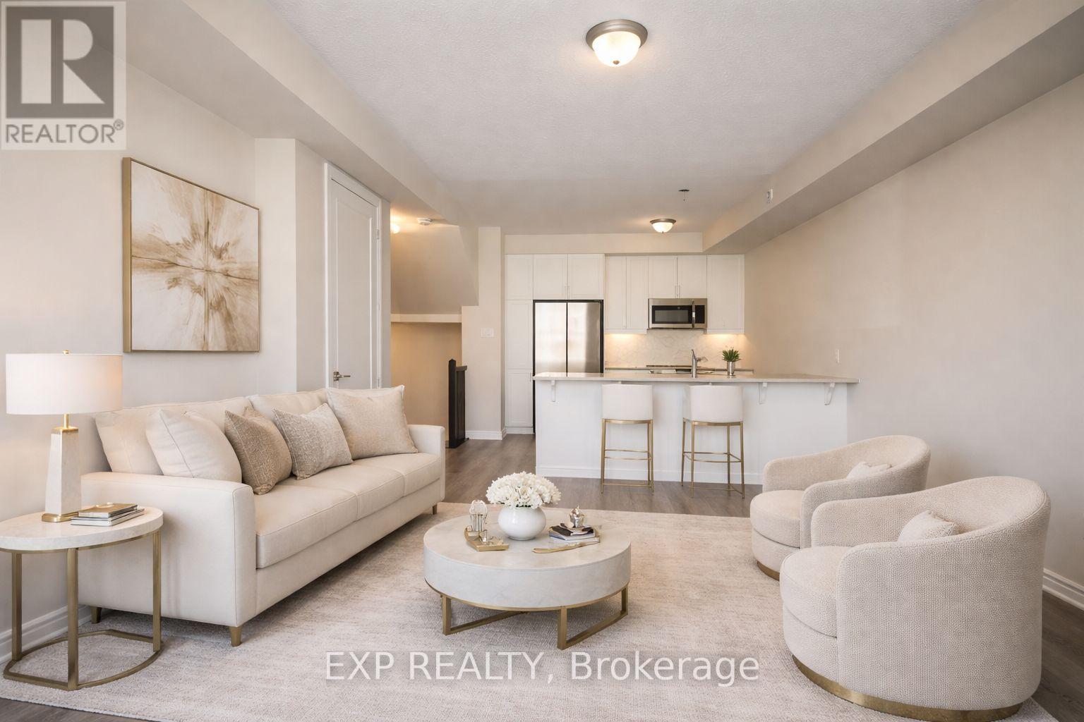 808 Mikinak Road, Ottawa, Ontario  K1K 5A5 - Photo 4 - X13475716