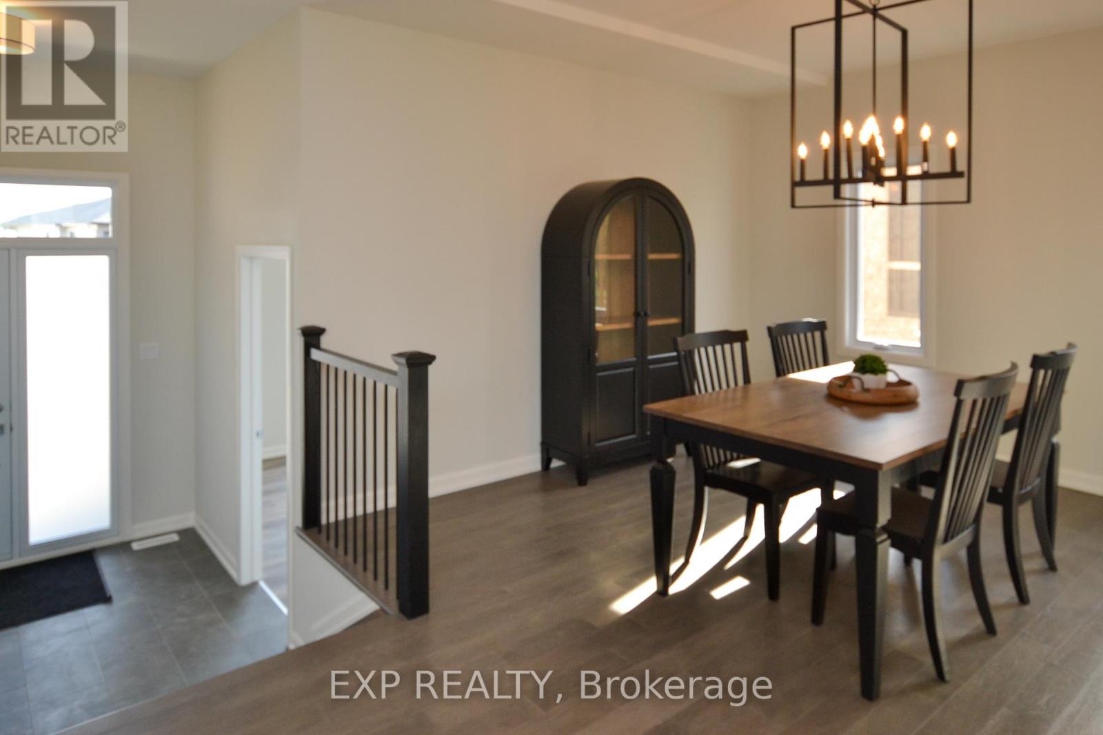 623 Montessor Crescent, Alfred And Plantagenet, Ontario   - Photo 4 - X13475742