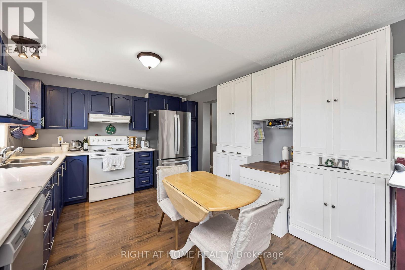 637 Townline Road, Elizabethtown-Kitley, Ontario  K7A 4S5 - Photo 11 - X13475922