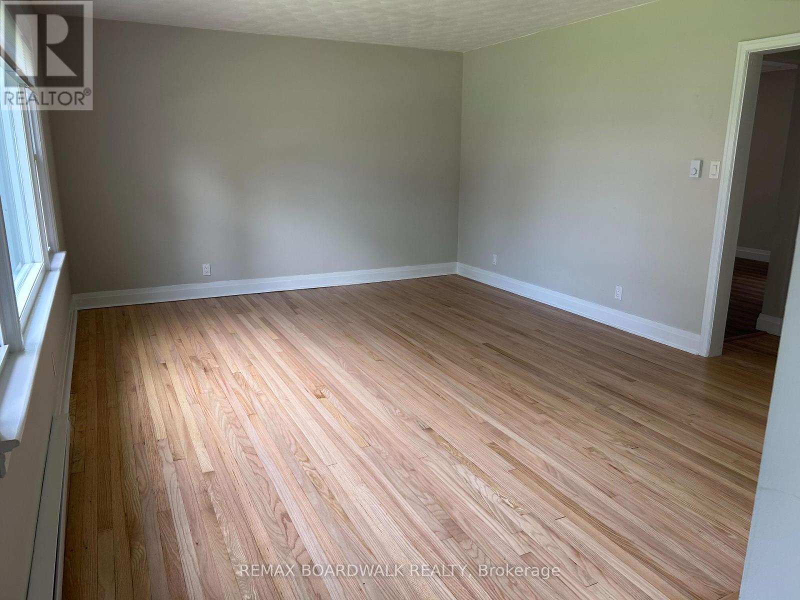 15 Butterfield Place, Brockville, Ontario  K6V 1M4 - Photo 4 - X13476014