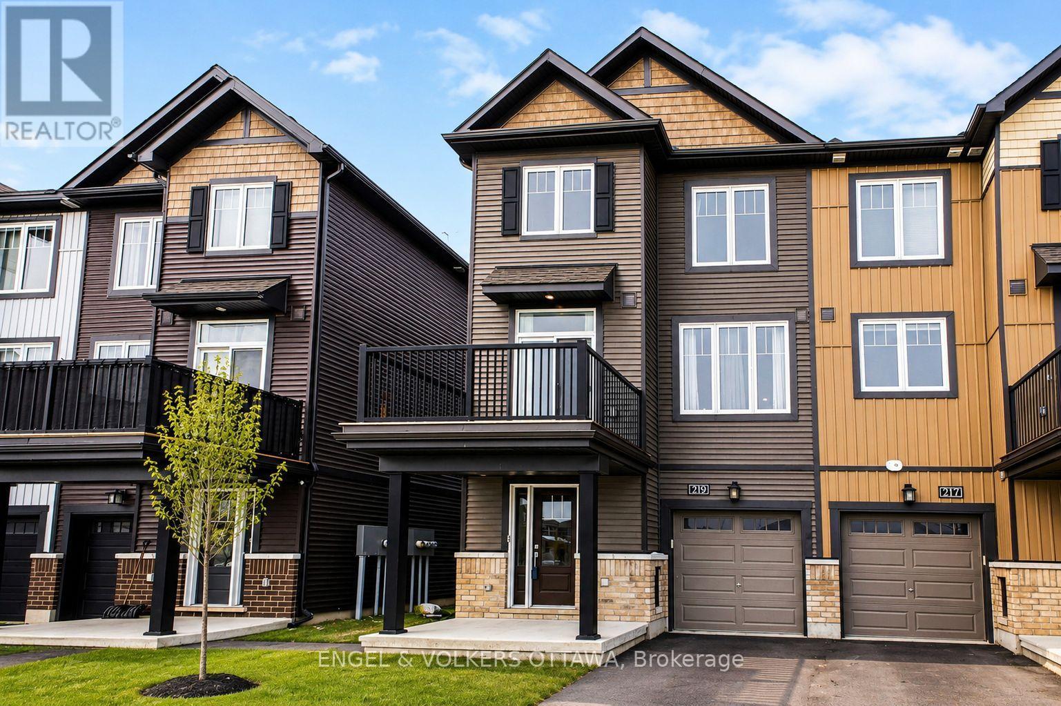219 Liebe Terrace, Ottawa, Ontario  K2J 6R9 - Photo 2 - X13476046