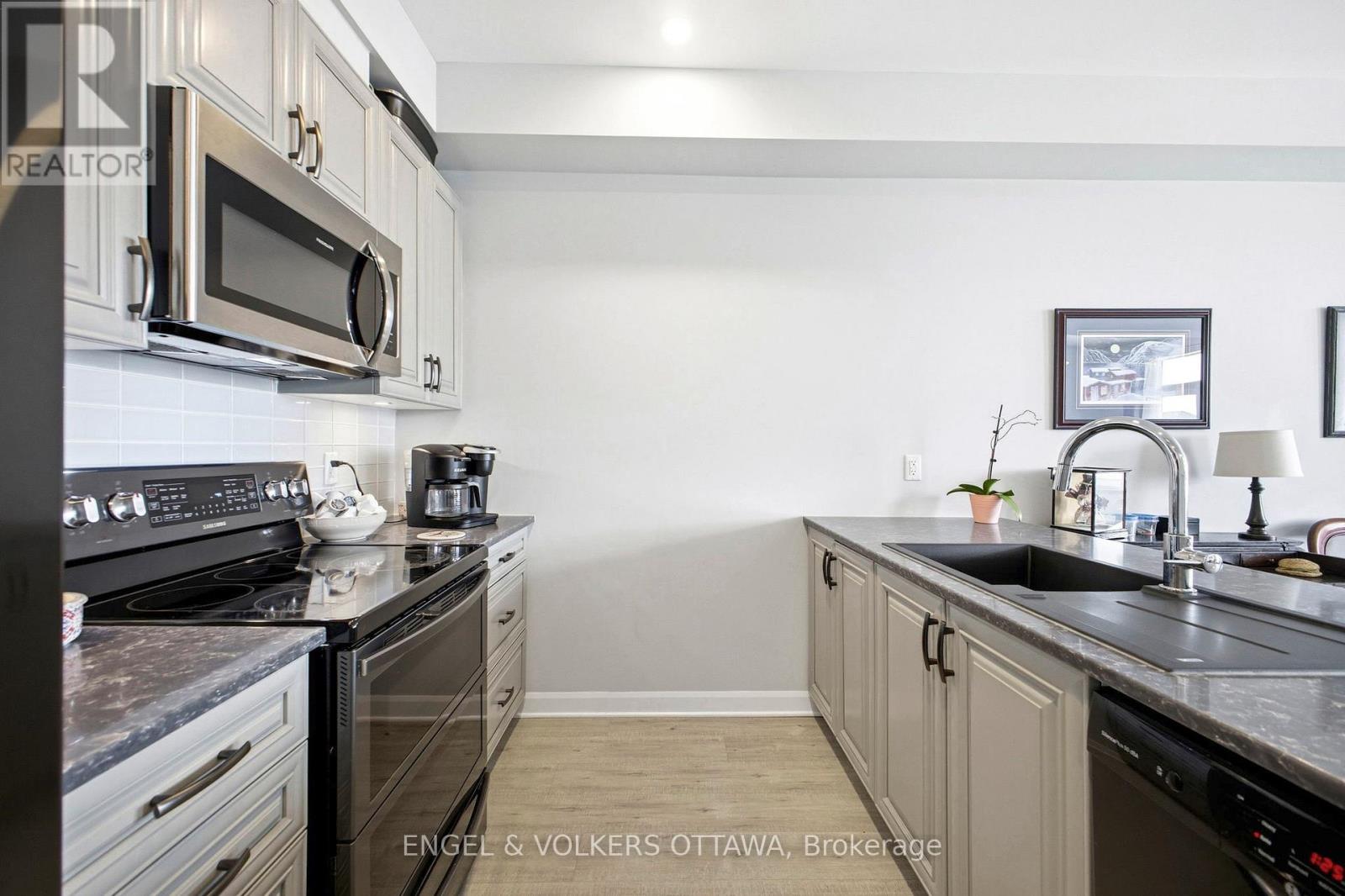 219 Liebe Terrace, Ottawa, Ontario  K2J 6R9 - Photo 7 - X13476046