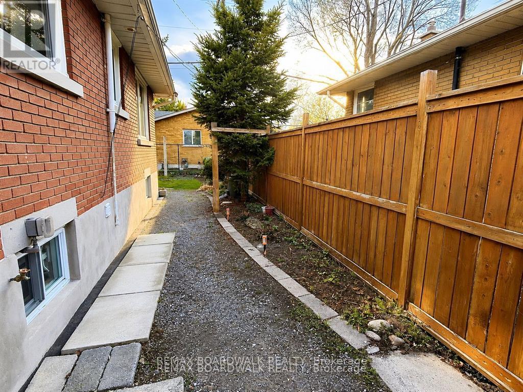 625 Clarke Avenue, Ottawa, Ontario  K1K 0Y6 - Photo 12 - X13476150