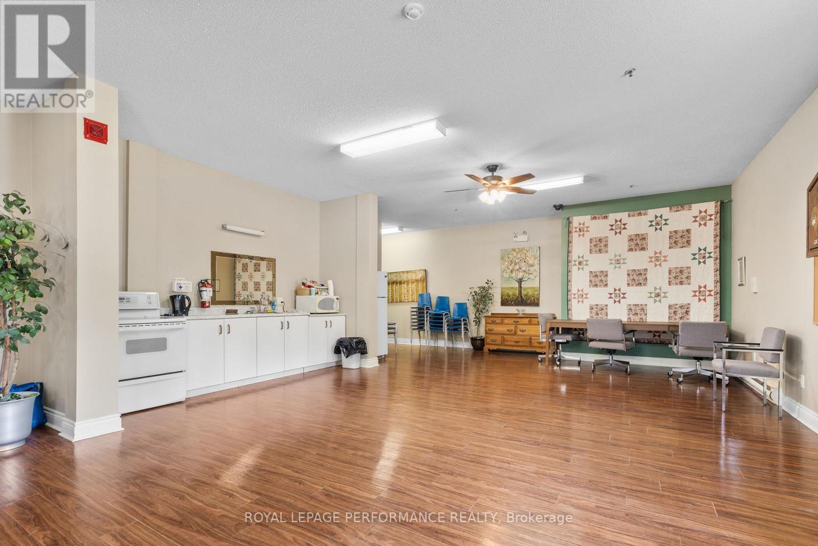 106 - 1 Rosamond Street E, Mississippi Mills, Ontario  K0A 1A0 - Photo 33 - X13476178