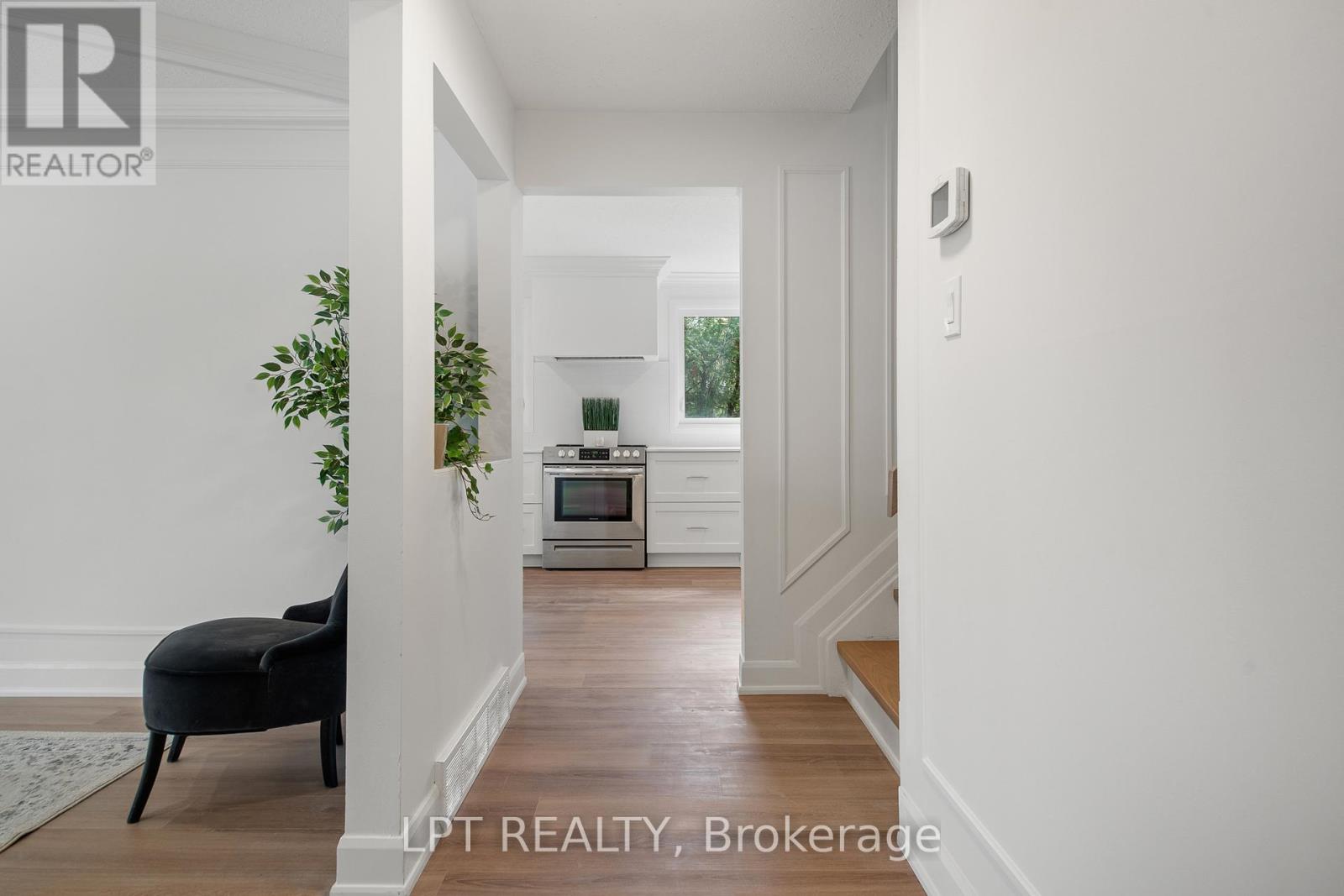 19 Moorcroft Road, Ottawa, Ontario  K2G 0M6 - Photo 5 - X13476250