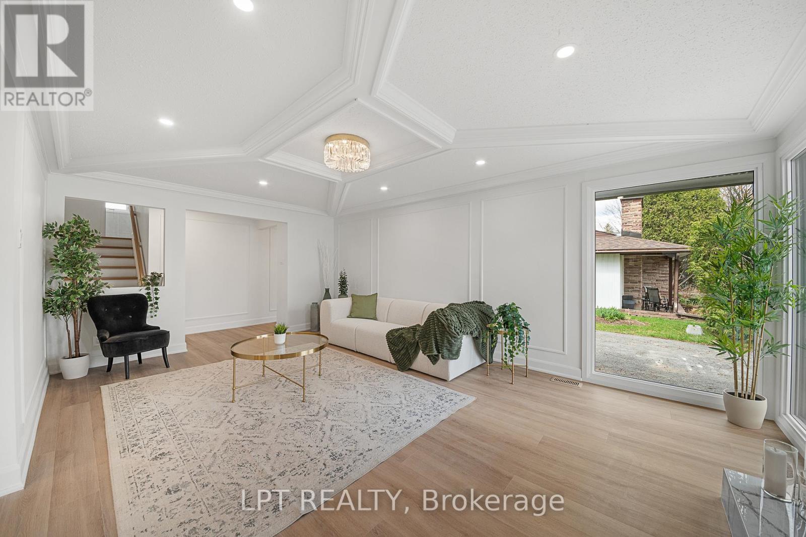 19 Moorcroft Road, Ottawa, Ontario  K2G 0M6 - Photo 9 - X13476250