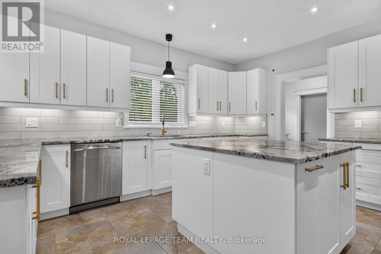 6330 Second Line Road, Ottawa, Ontario  K0A 2E0 - Photo 11 - X13476260