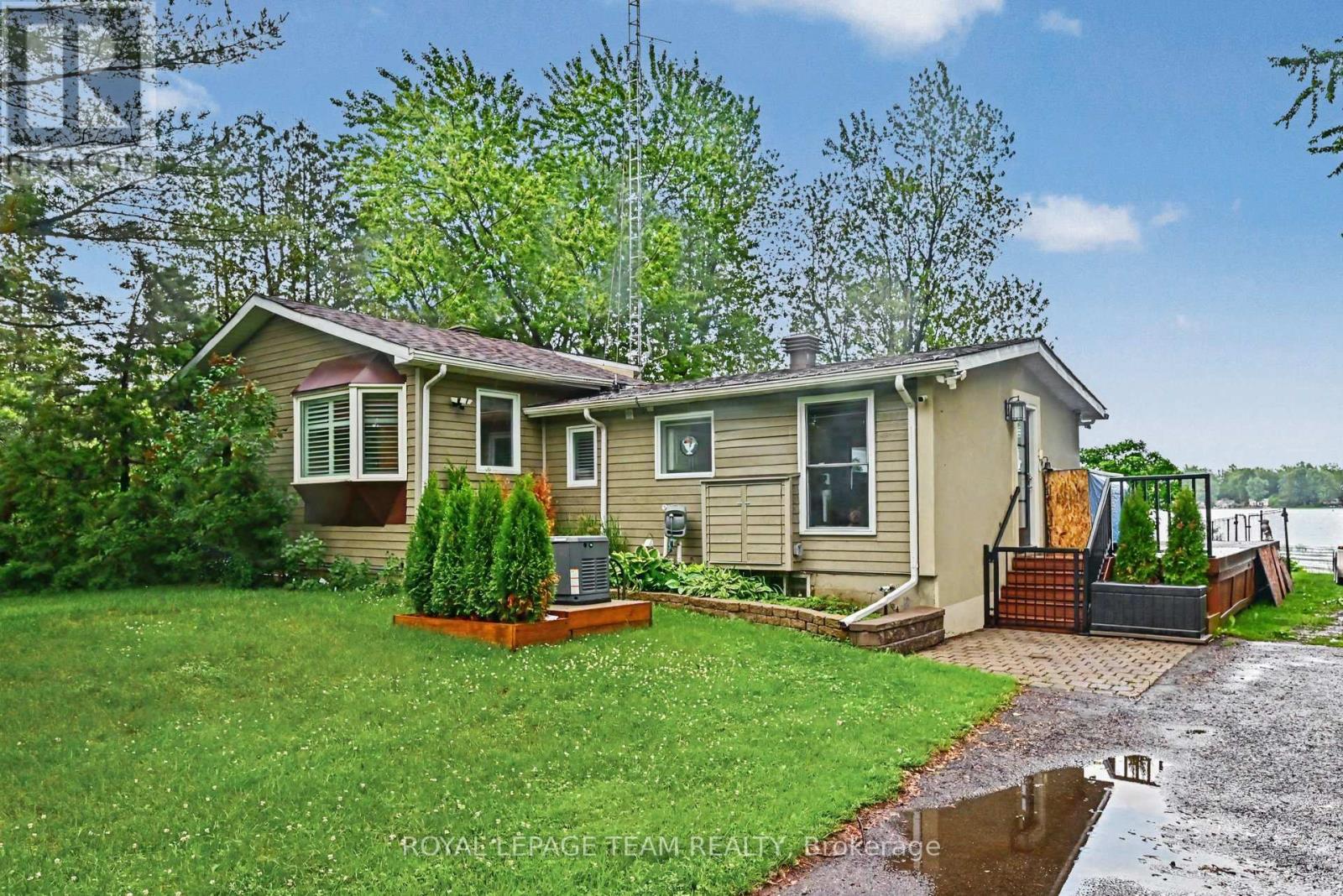 2466 FAIRMILE ROAD N, Ottawa, Ontario
