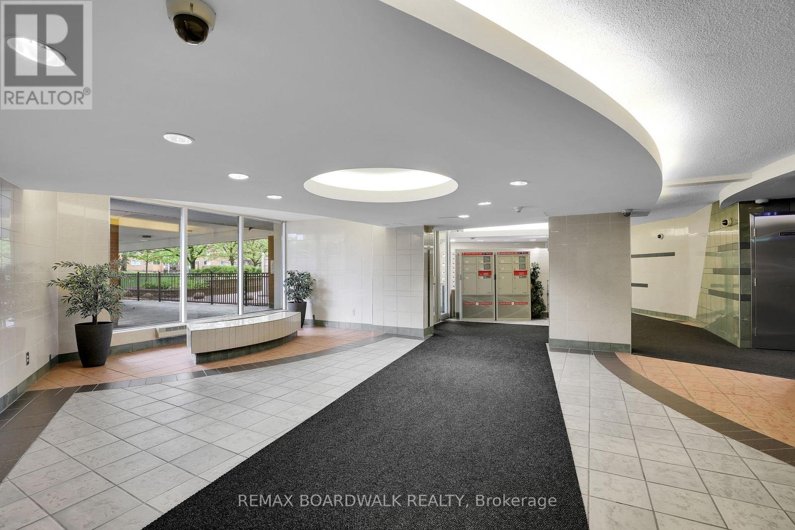 115 - 2020 Jasmine Crescent, Ottawa, Ontario  K1J 8K5 - Photo 4 - X13476464