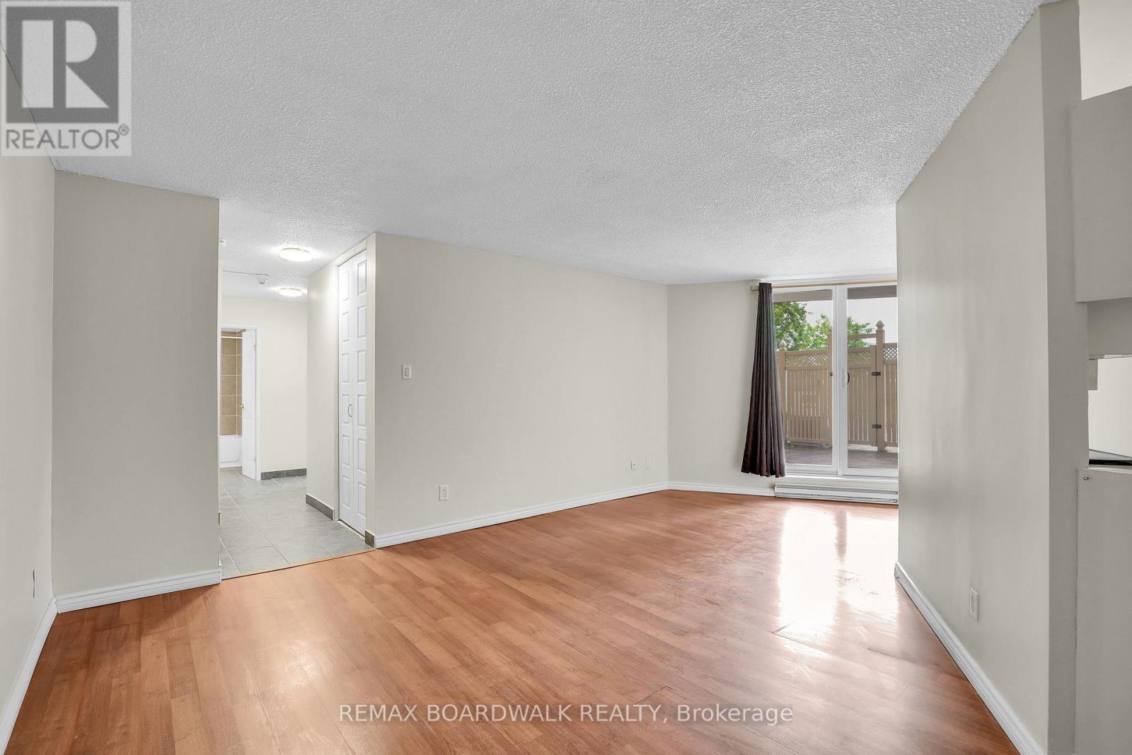 115 - 2020 Jasmine Crescent, Ottawa, Ontario  K1J 8K5 - Photo 8 - X13476464