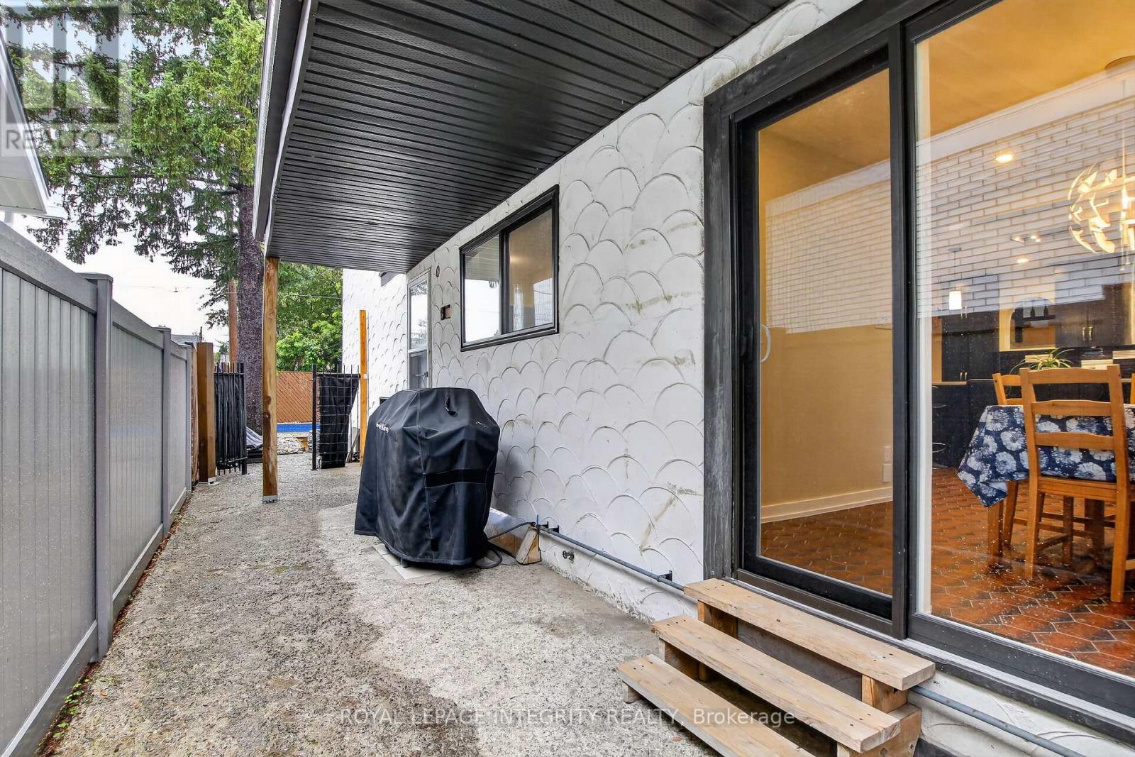954 Watson Street, Ottawa, Ontario  K2B 6C2 - Photo 43 - X13476472