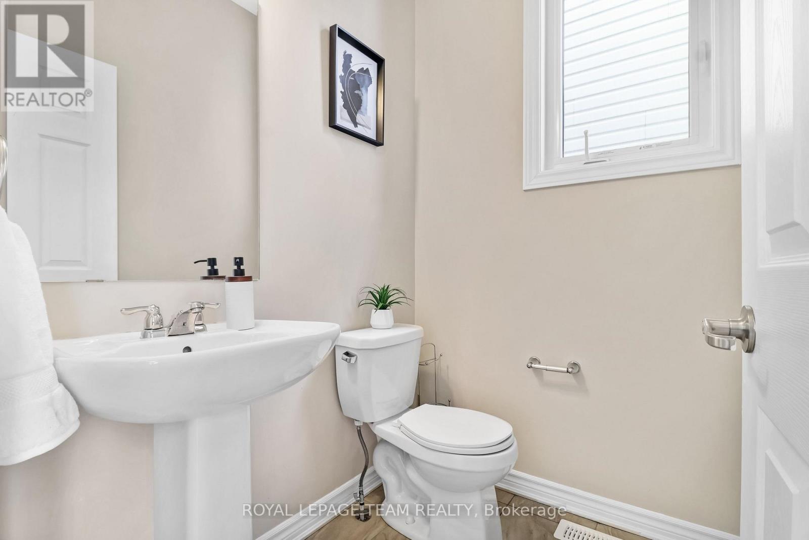 335 Soldats Riendeau Street, Ottawa, Ontario  K2J 6H4 - Photo 2 - X13476532