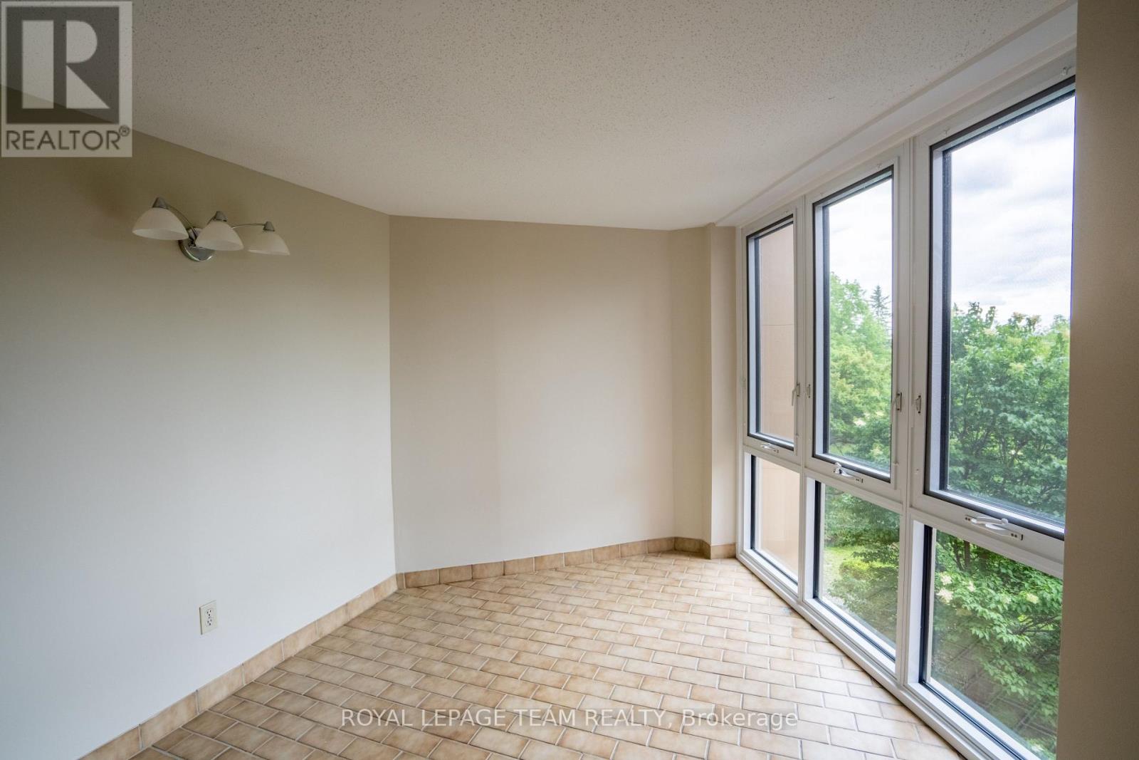 401 - 960 Teron Road, Ottawa, Ontario  K2K 2B6 - Photo 12 - X13476732