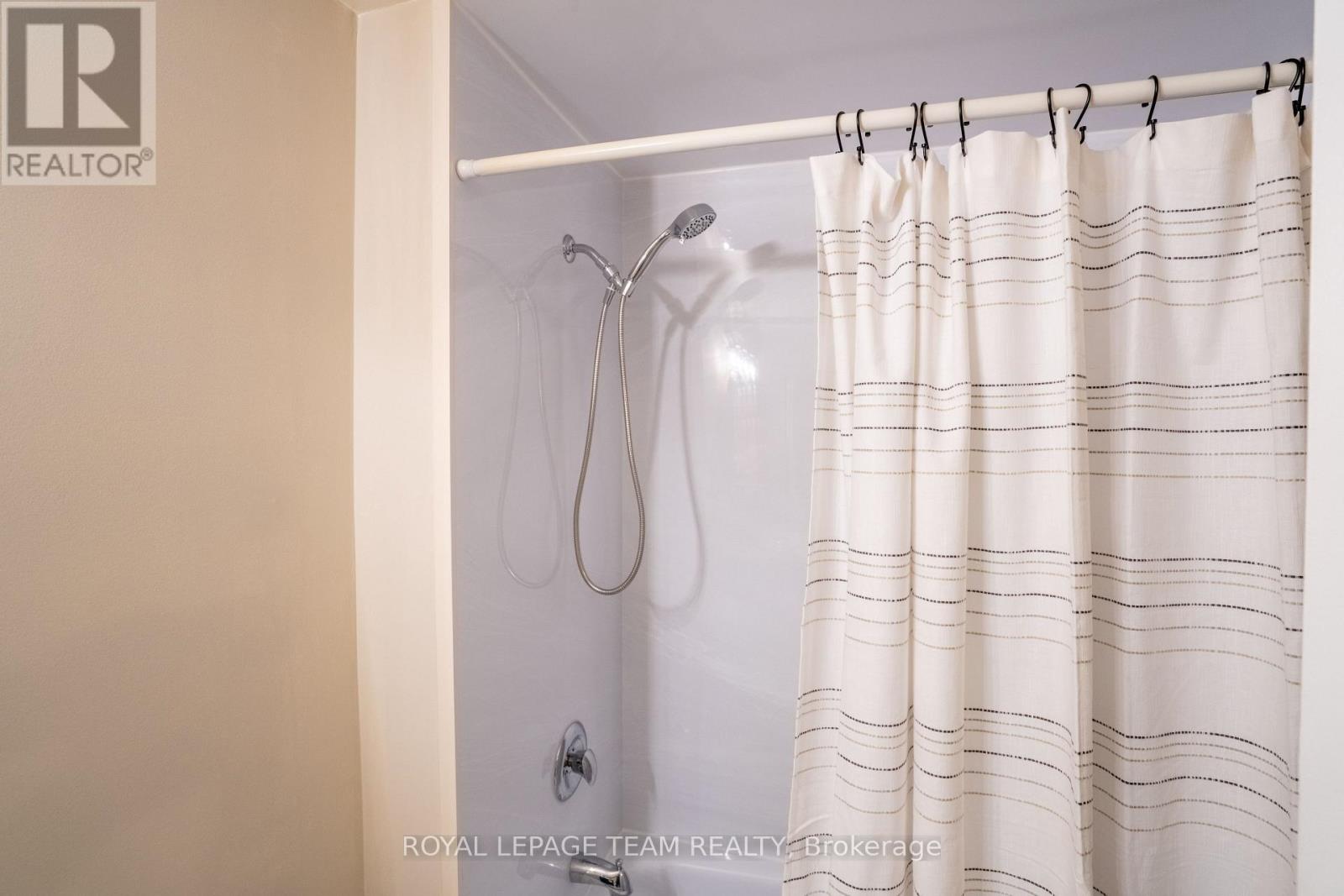 401 - 960 Teron Road, Ottawa, Ontario  K2K 2B6 - Photo 15 - X13476732
