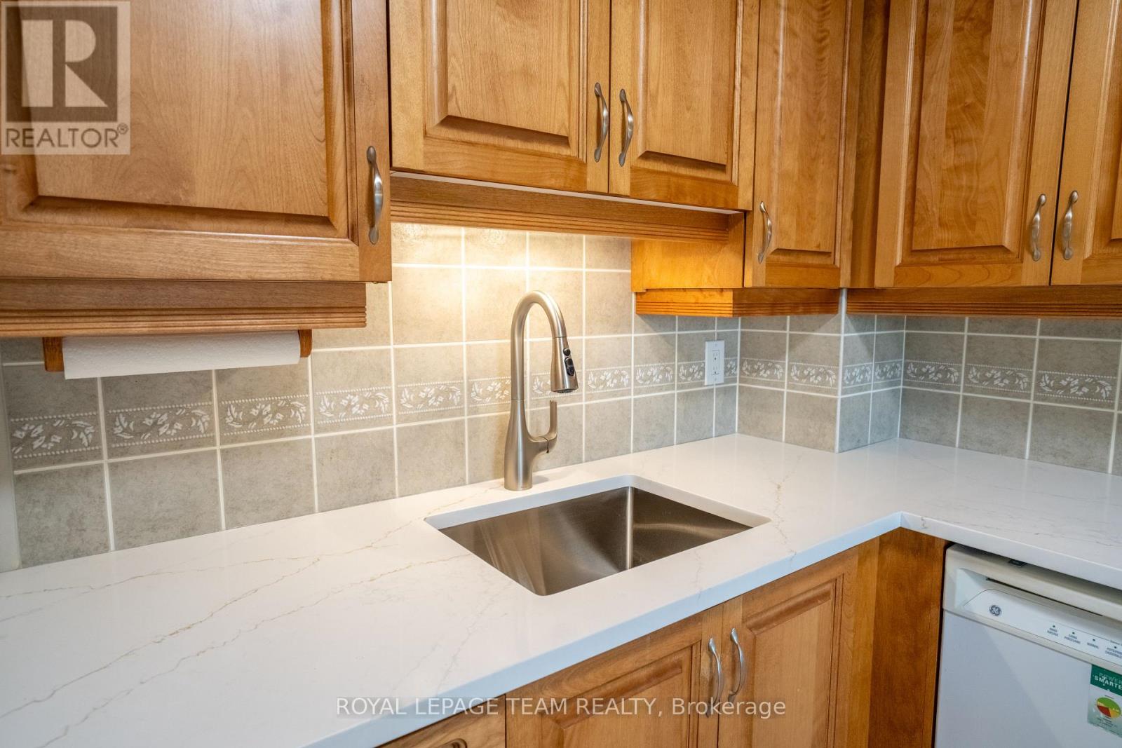 401 - 960 Teron Road, Ottawa, Ontario  K2K 2B6 - Photo 8 - X13476732