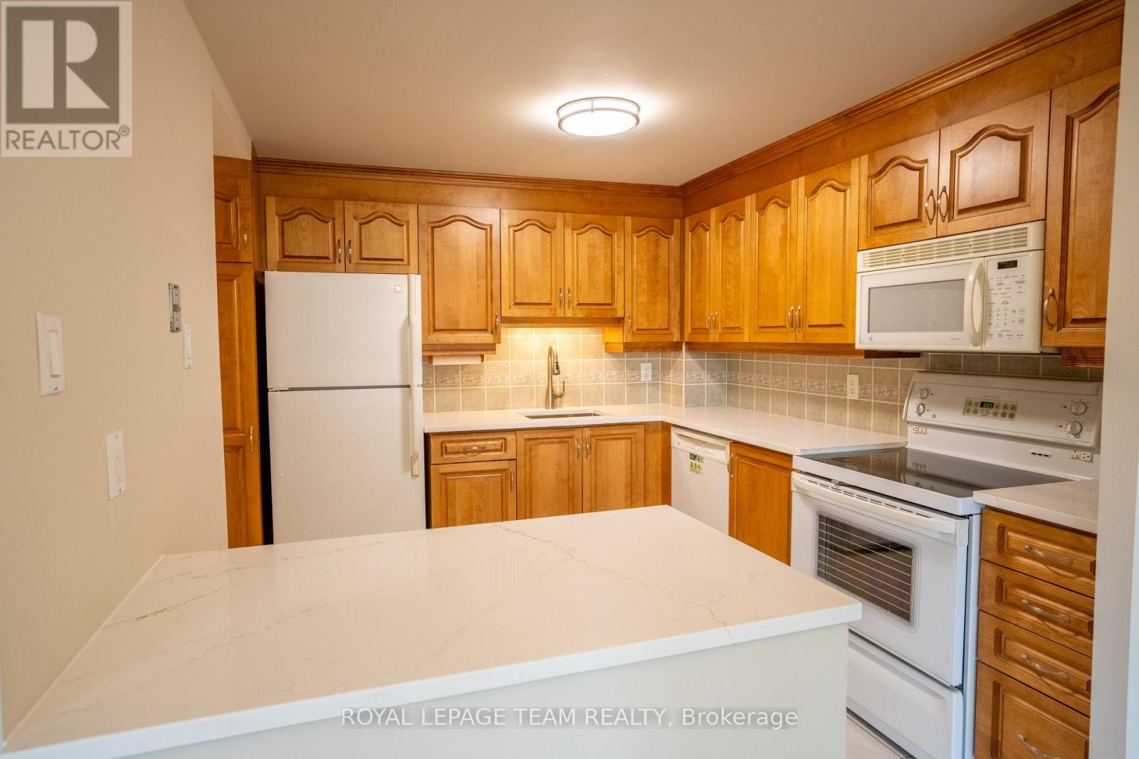 401 - 960 Teron Road, Ottawa, Ontario  K2K 2B6 - Photo 9 - X13476732
