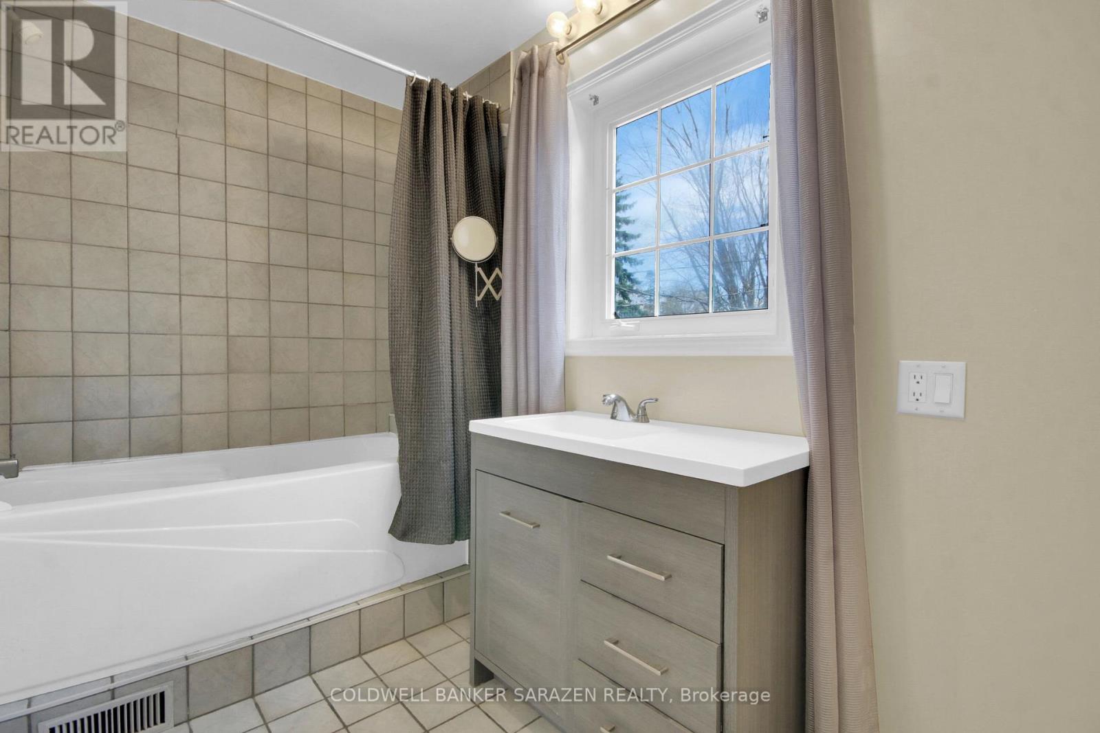 30 Harrold Place, Ottawa, Ontario  K1Z 7N5 - Photo 22 - X13476802